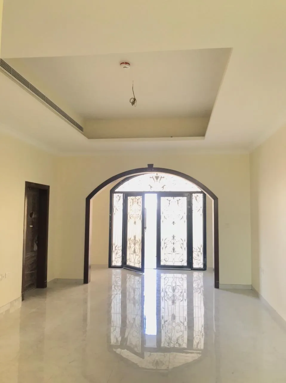 Interior Image 14