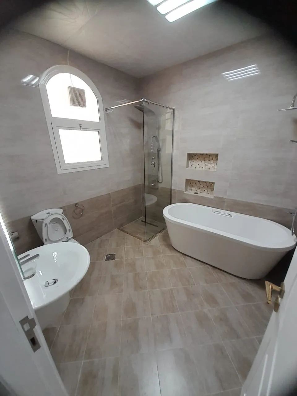 Interior Image 8