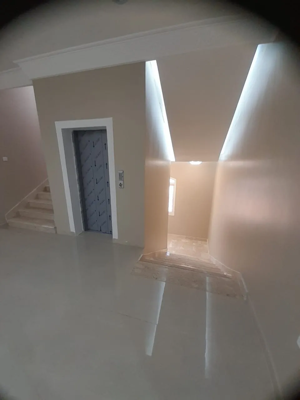 Interior Image 15