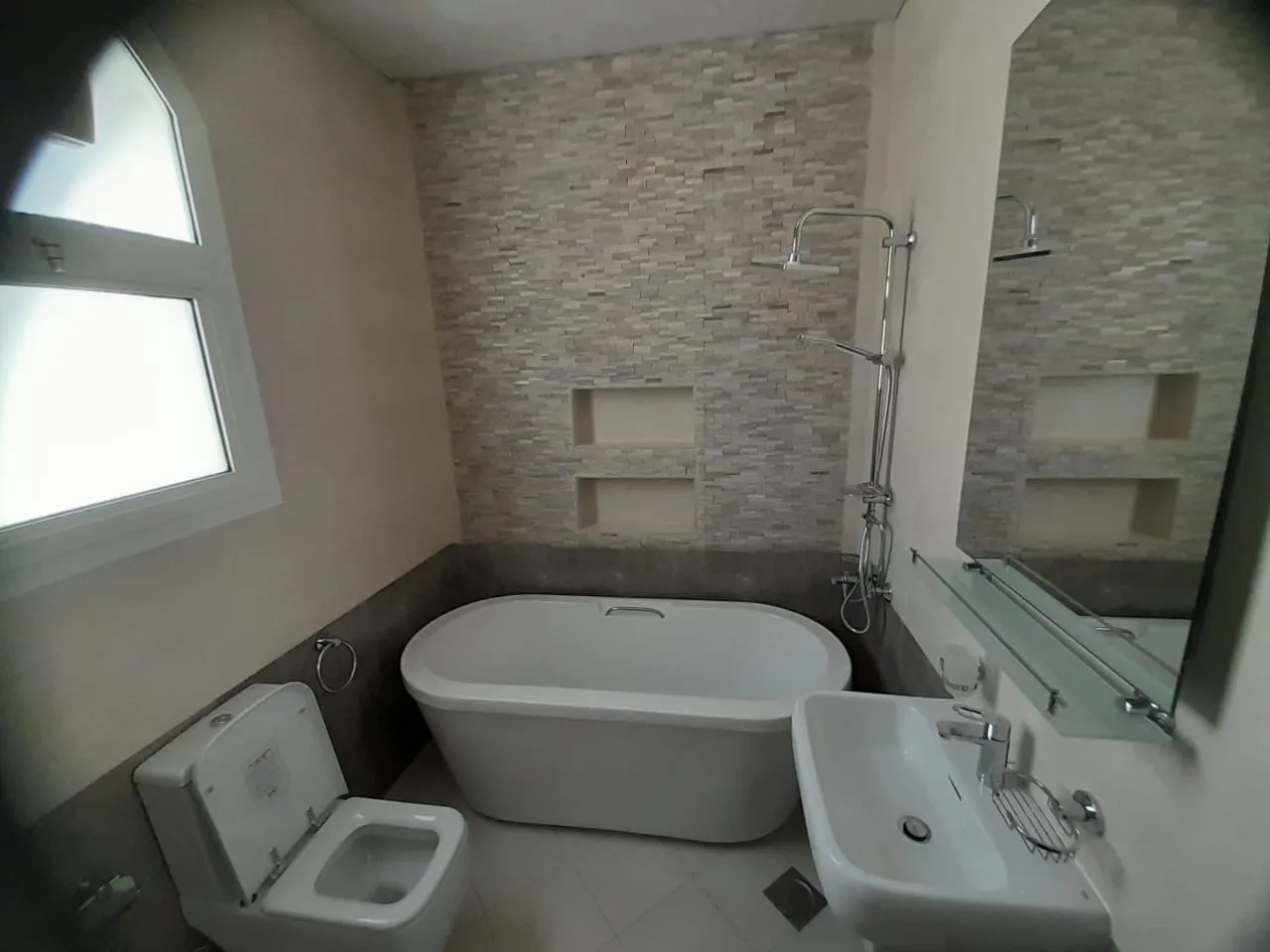 Interior Image 21