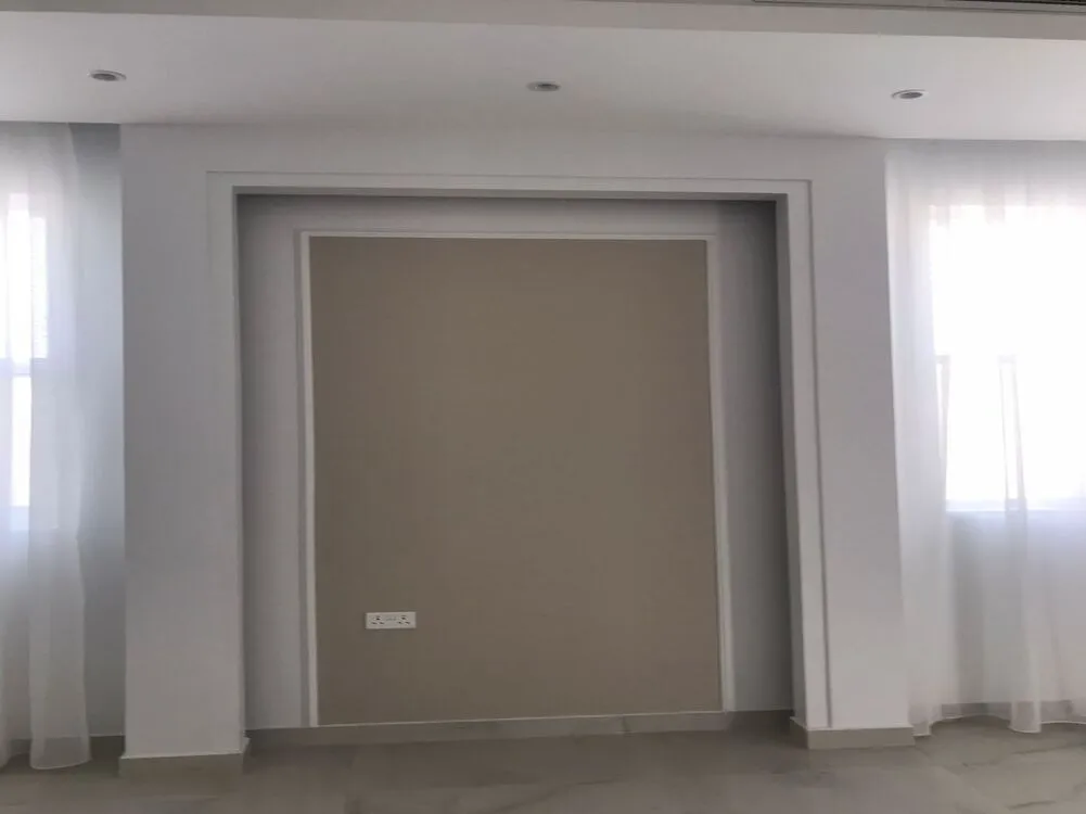 Interior Image 3