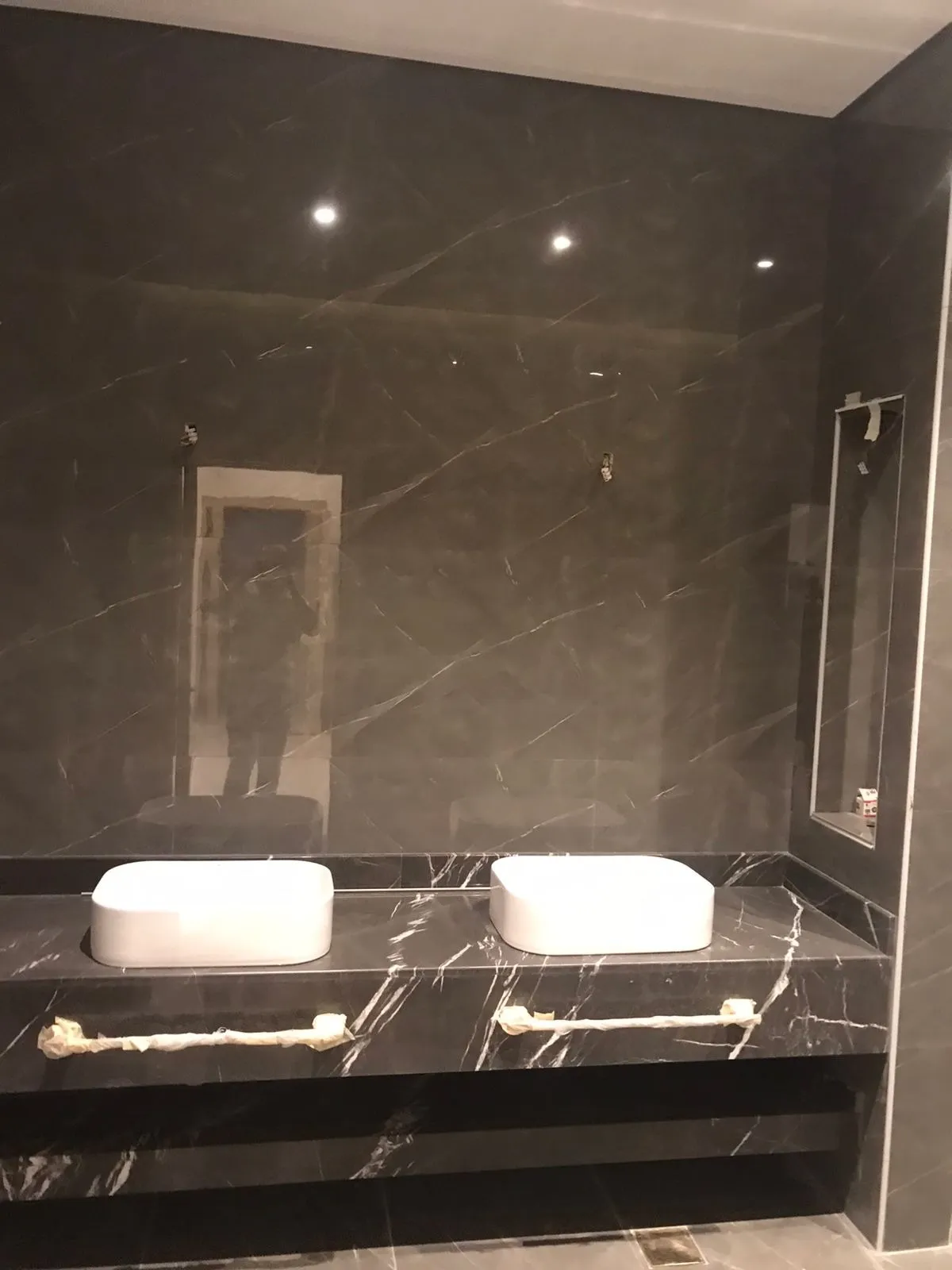Interior Image 25